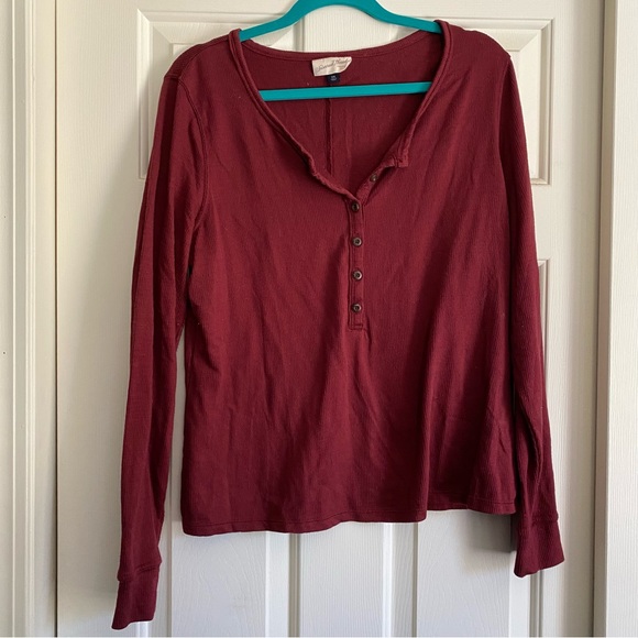 ✨ Universal Thread Red XXL Long Sleeve Waffle Shirt - Picture 1 of 3